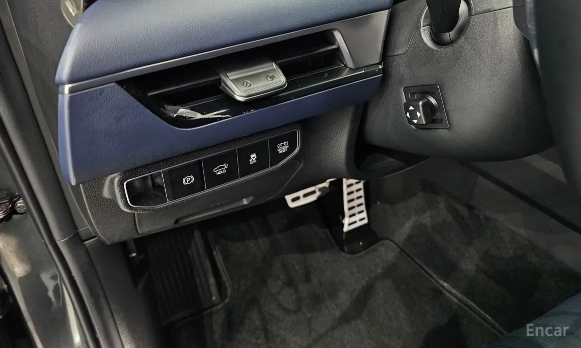 Фото 16 - Kia K8