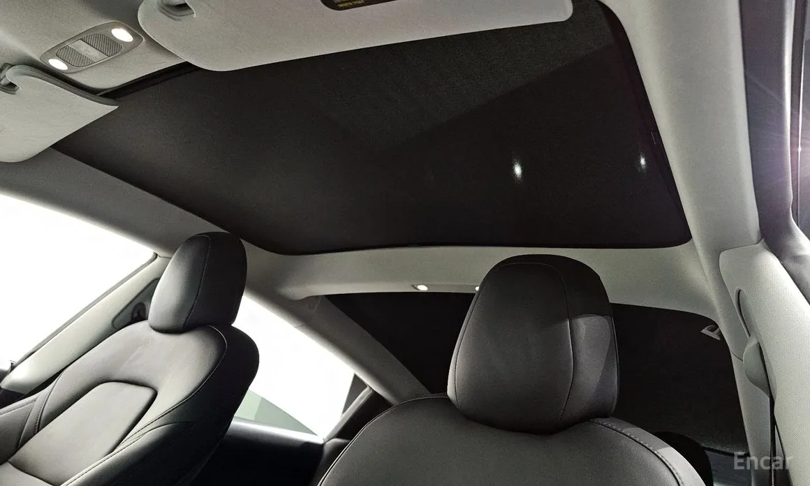 Фото 18 - Tesla Model 3
