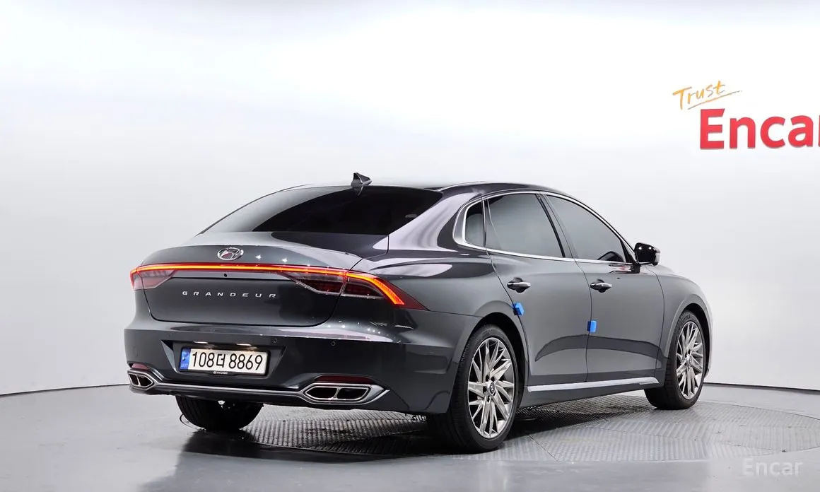 Фото 2 - Hyundai Grandeur