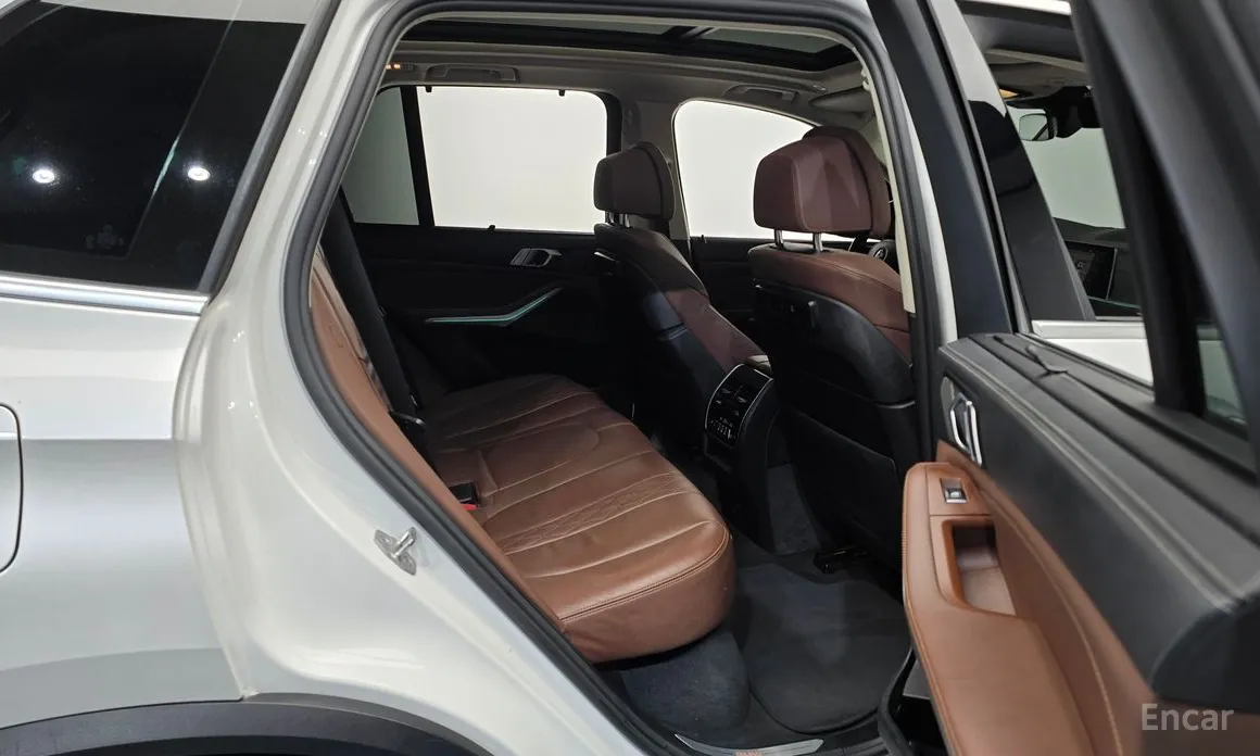 Фото 12 - BMW X5