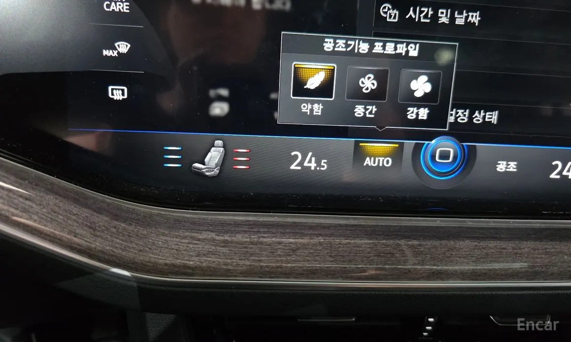 Фото 16 - Volkswagen Touareg