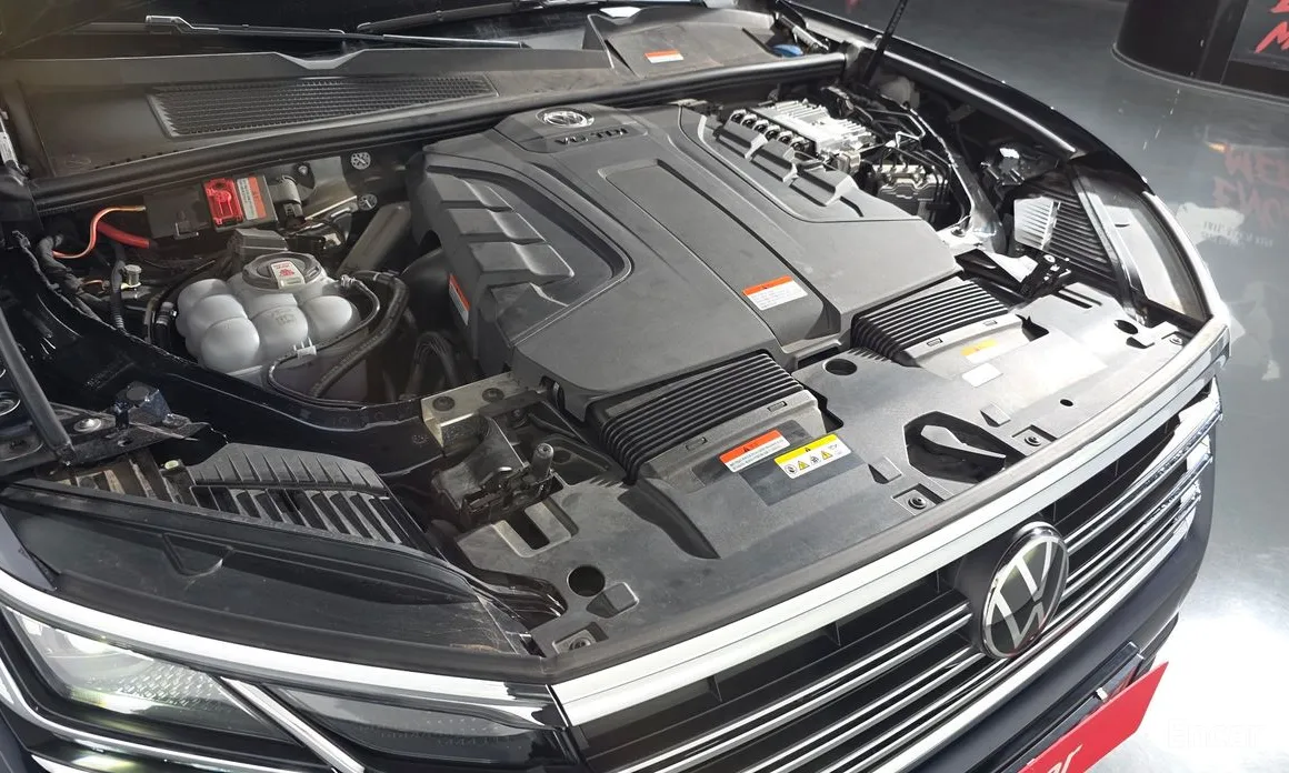 Фото 6 - Volkswagen Touareg