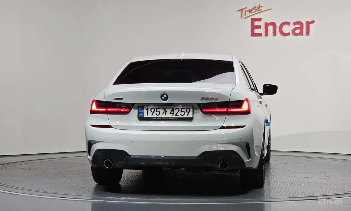 Фото 4 - BMW 3 Series