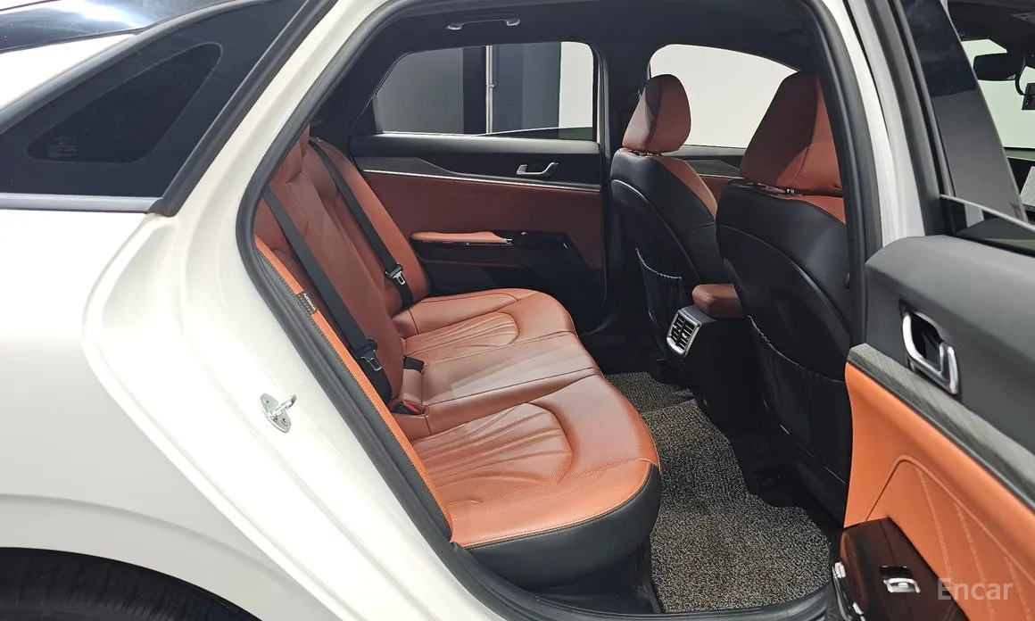 Фото 12 - Kia K5