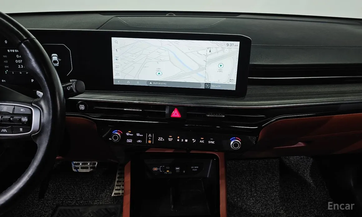 Фото 14 - Kia K5