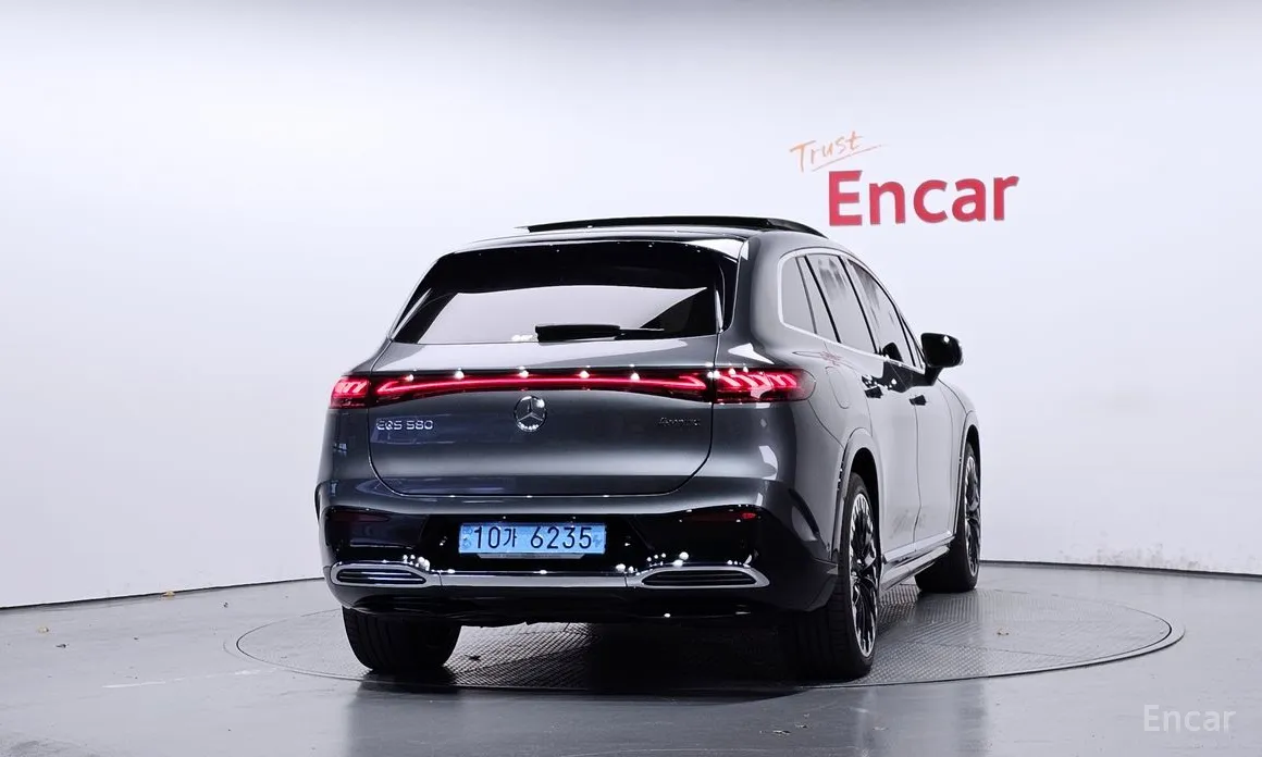 Фото 4 - Mercedes-Benz EQS