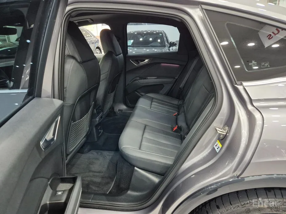 Фото 6 - Audi Q4 e-tron