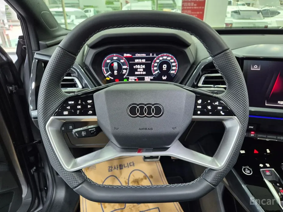 Фото 9 - Audi Q4 e-tron