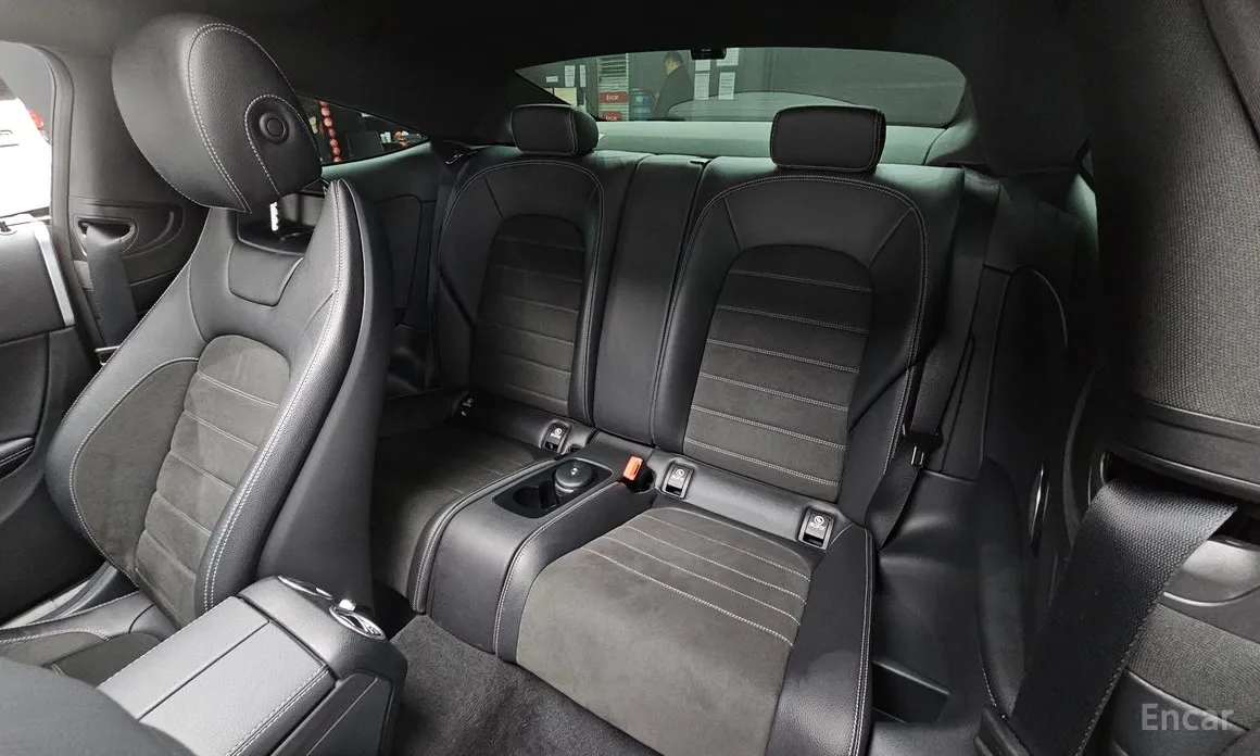 Фото 12 - Mercedes-Benz C-Class