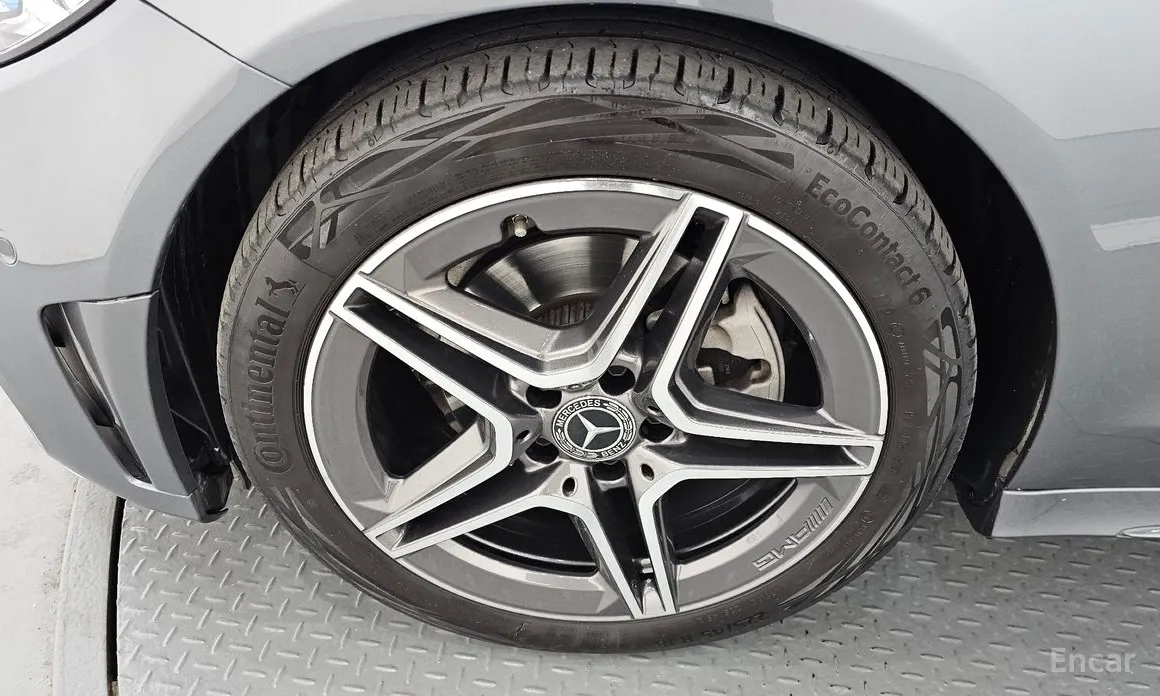 Фото 5 - Mercedes-Benz C-Class