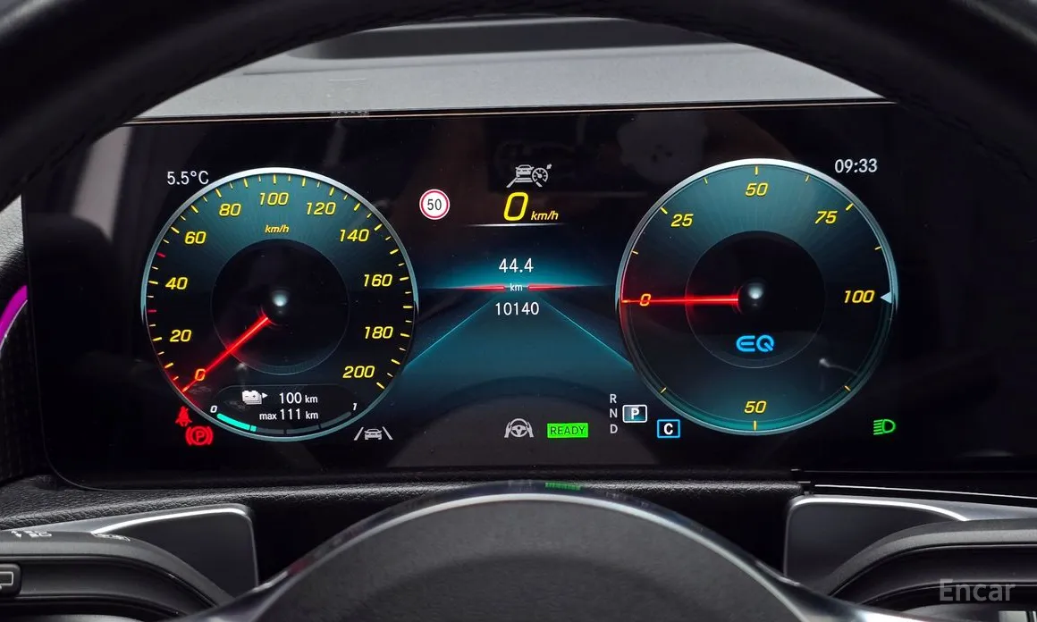 Фото 8 - Mercedes-Benz EQB