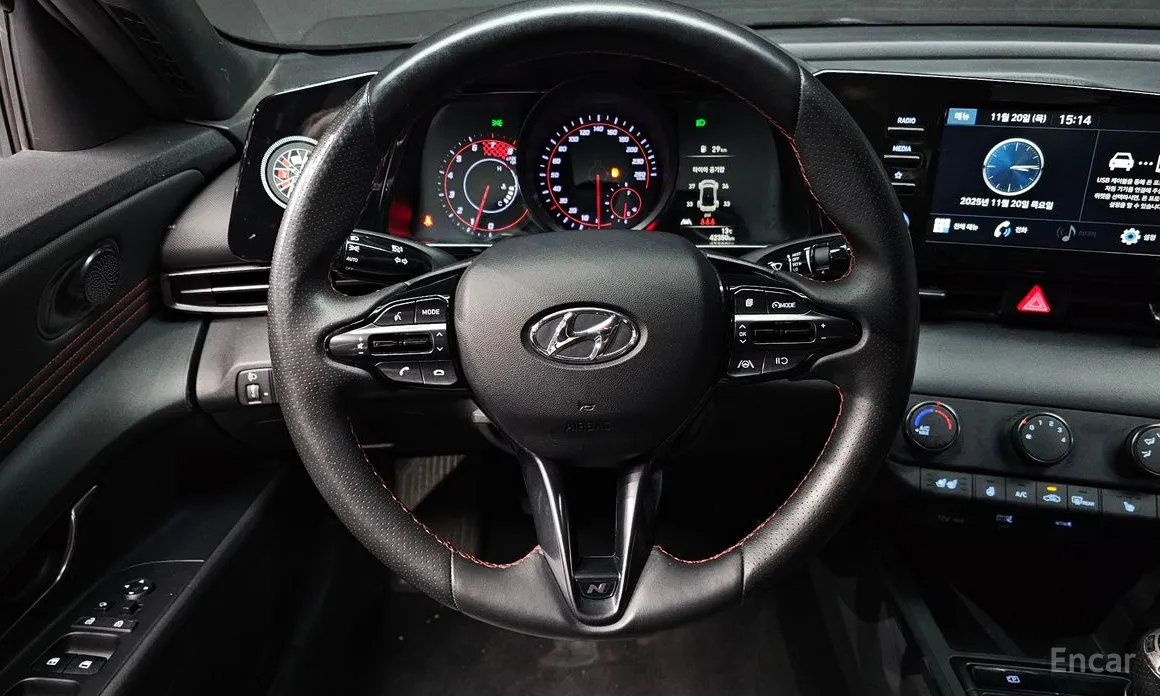 Фото 13 - Hyundai Avante