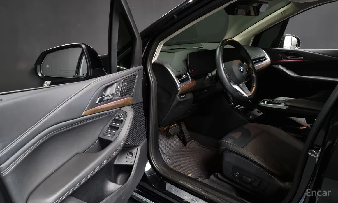 Фото 10 - BMW 2 Series