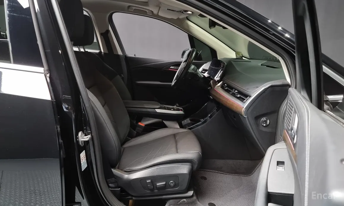 Фото 11 - BMW 2 Series