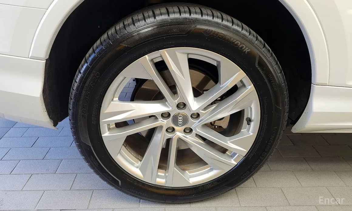 Фото 5 - Audi Q7