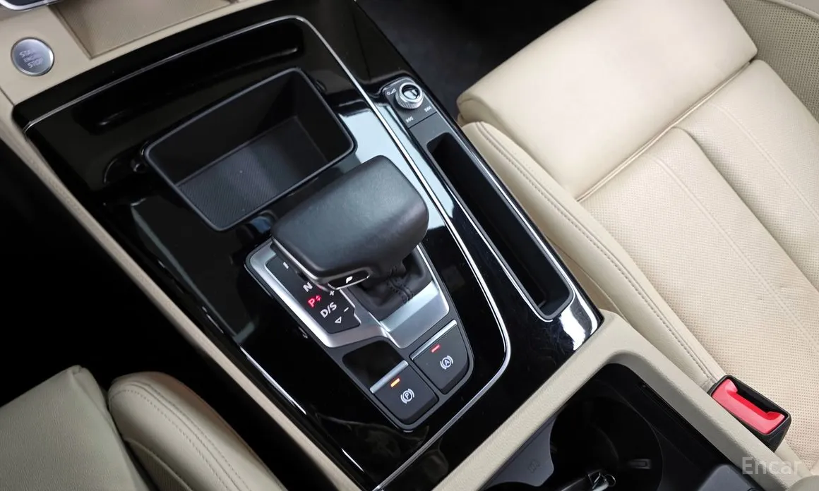 Фото 9 - Audi Q5