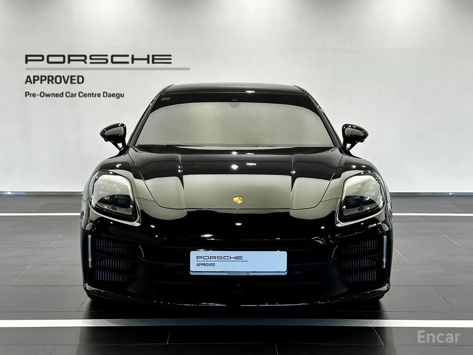 Фото 2 - Porsche Panamera