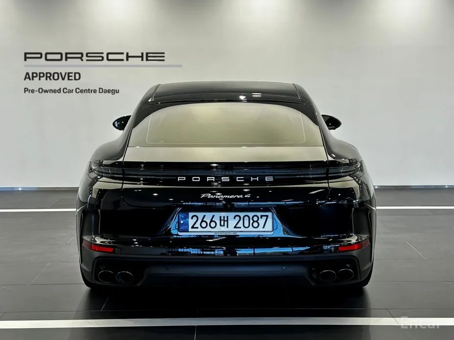 Фото 4 - Porsche Panamera