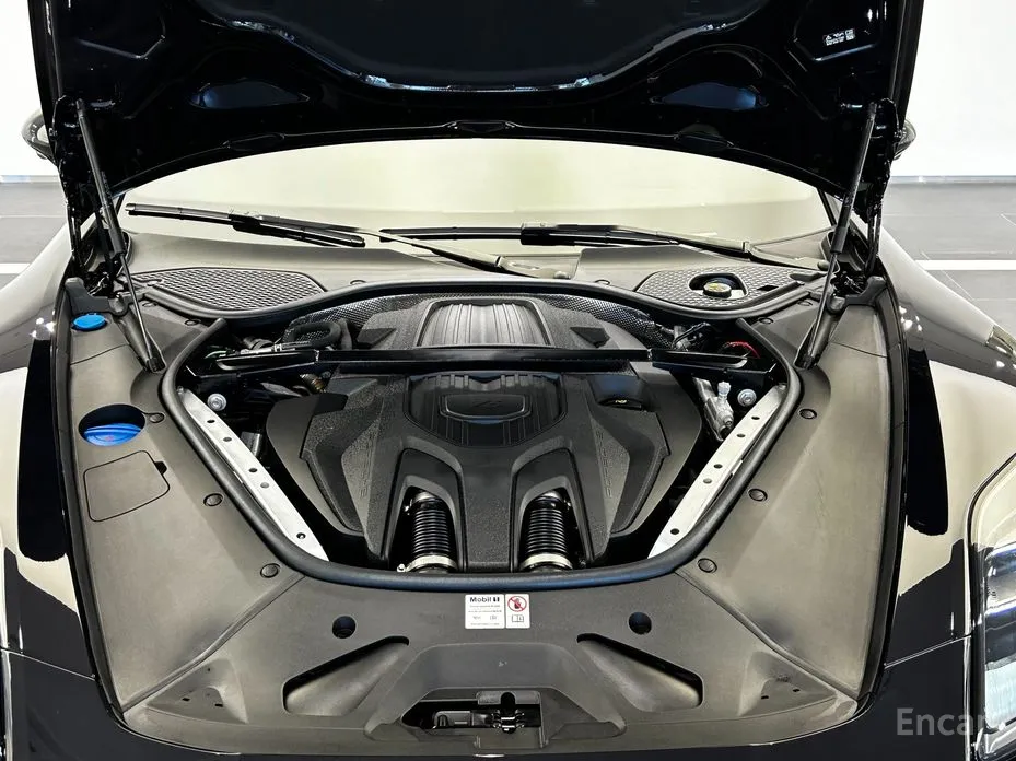 Фото 6 - Porsche Panamera