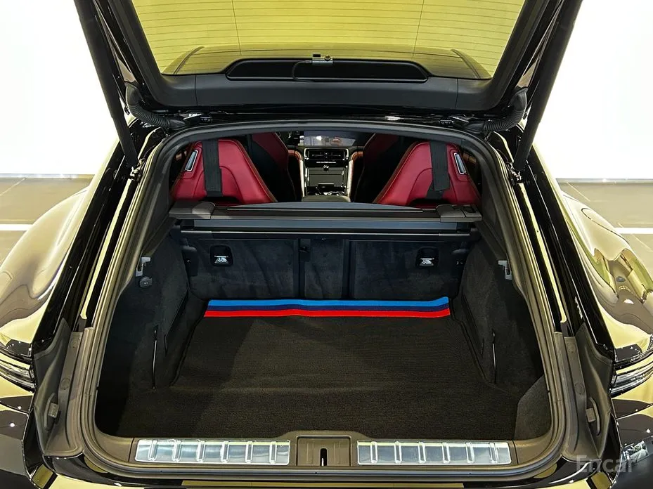 Фото 7 - Porsche Panamera