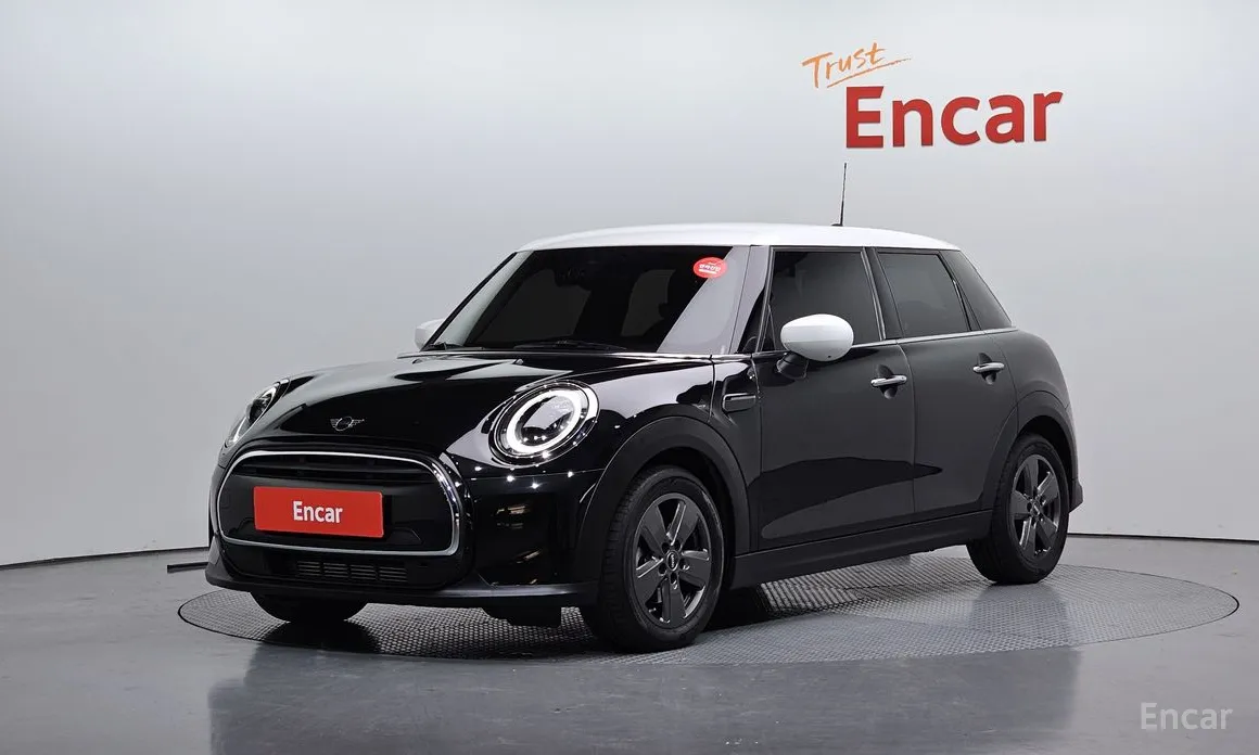 Фото 1 - Mini Cooper