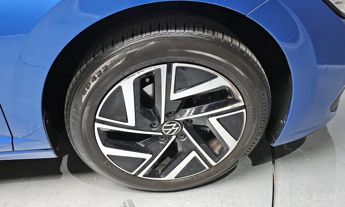 Фото 5 - Volkswagen Jetta