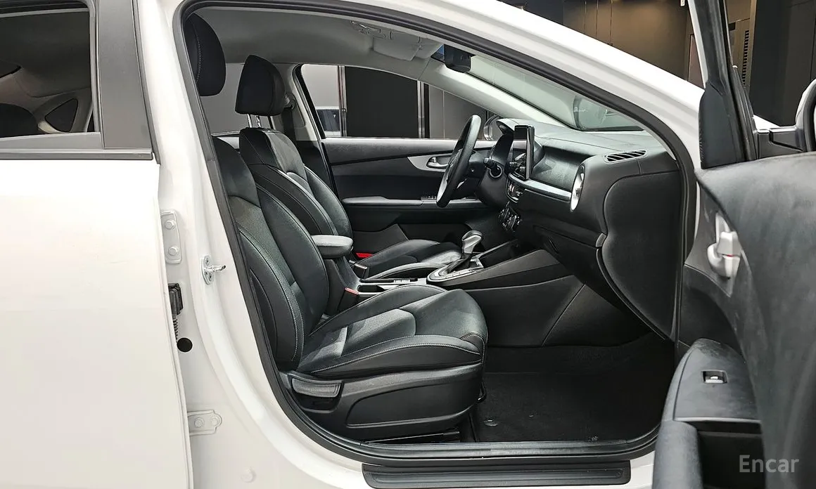 Фото 10 - Kia K3