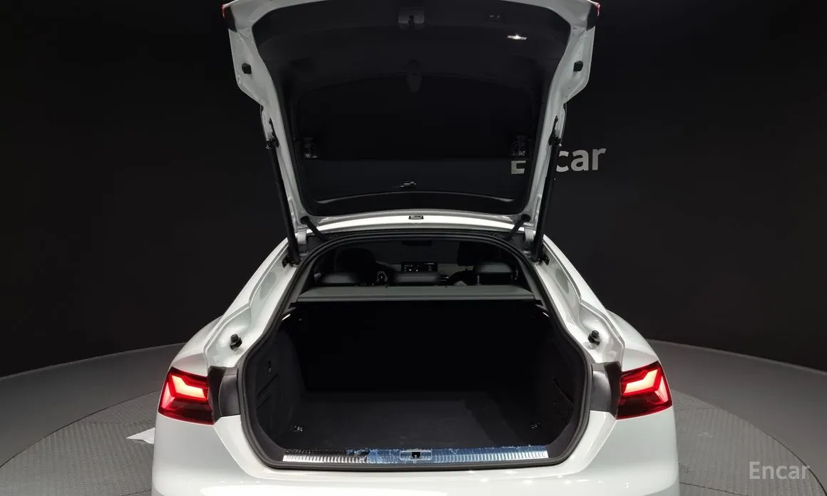 Фото 20 - Audi A5