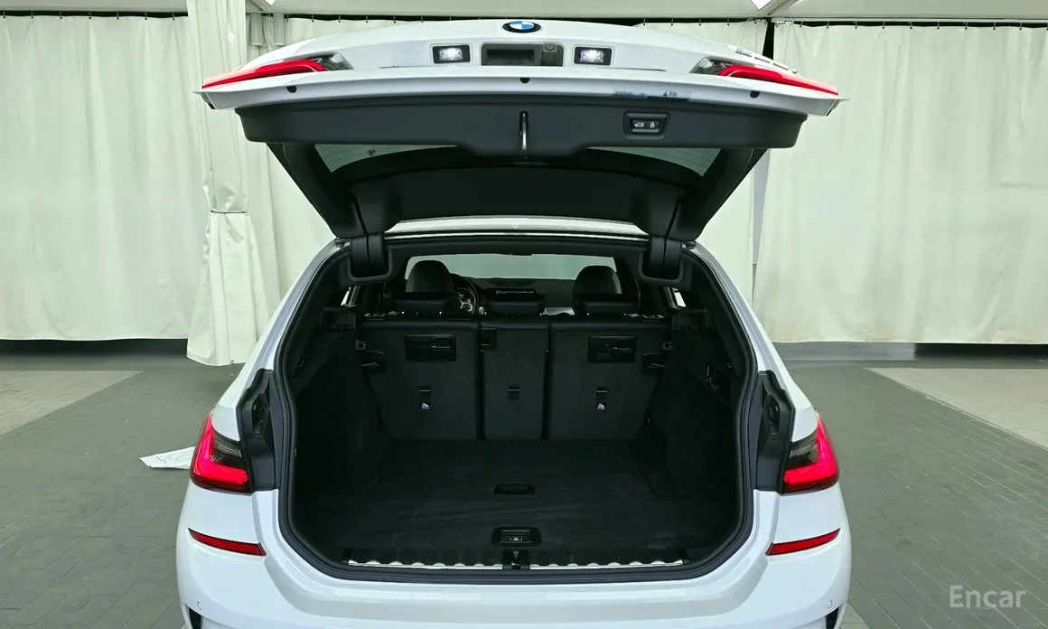 Фото 20 - BMW 3 Series