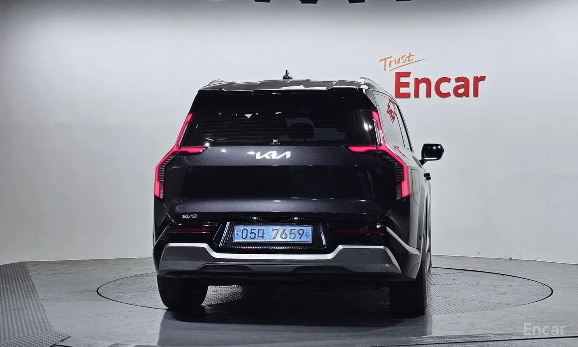 Фото 4 - Kia EV9