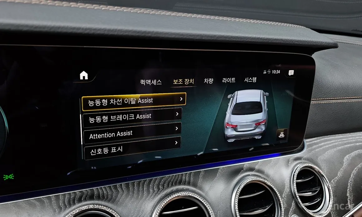 Фото 16 - Mercedes-Benz E-Class