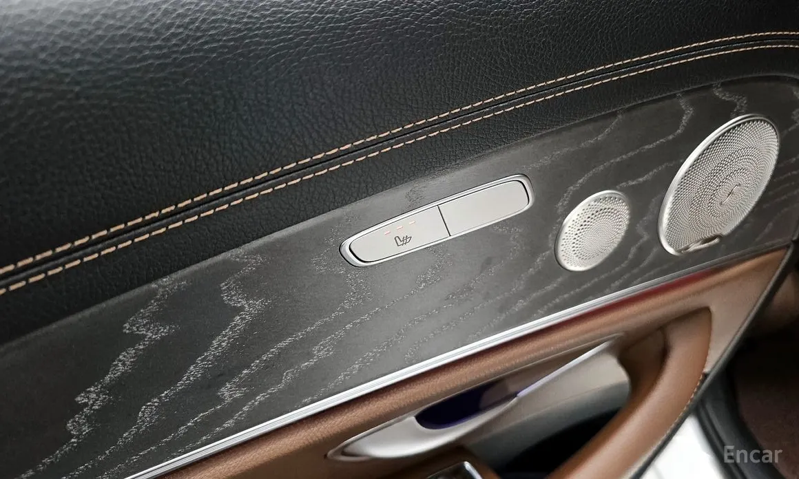 Фото 19 - Mercedes-Benz E-Class