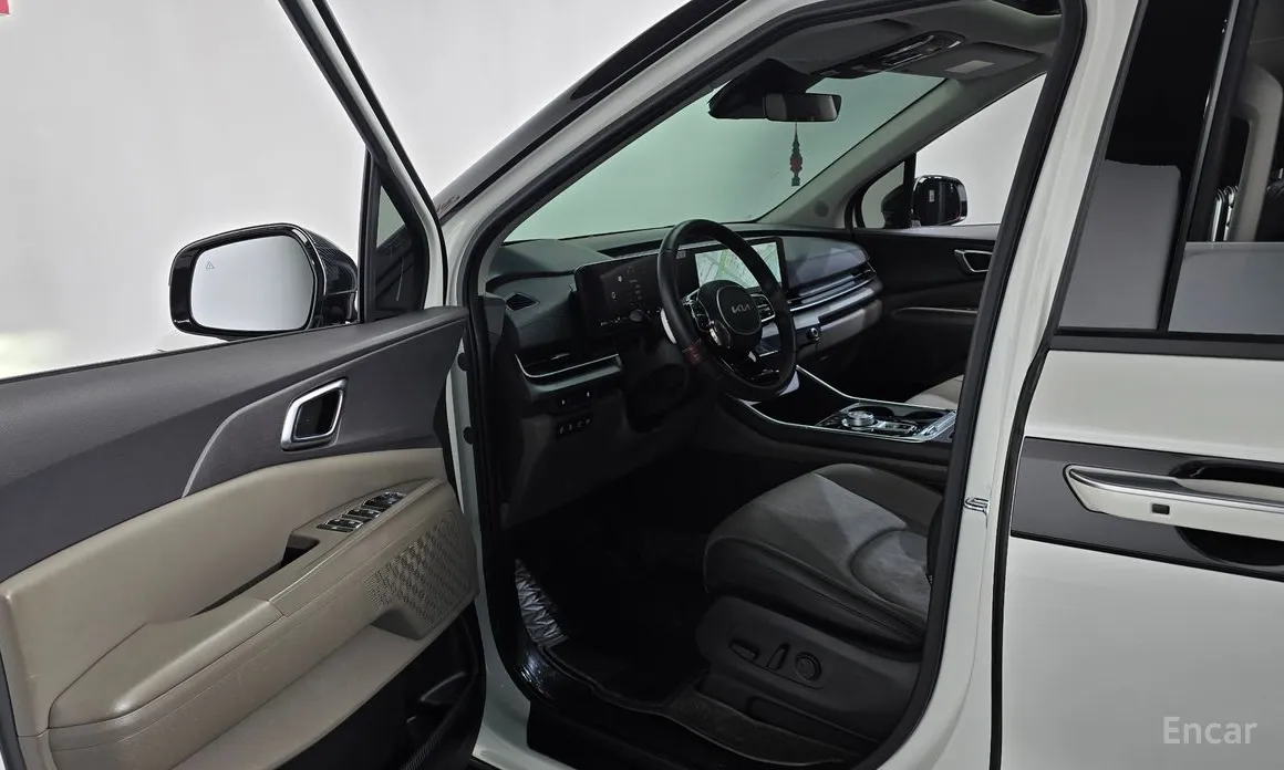 Фото 10 - Kia Carnival