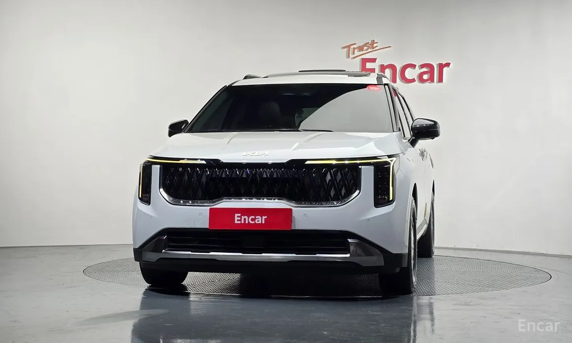 Фото 3 - Kia Carnival