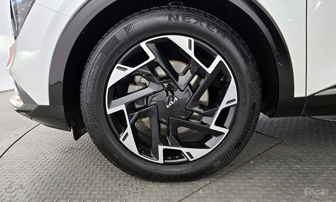 Фото 5 - Kia Sportage