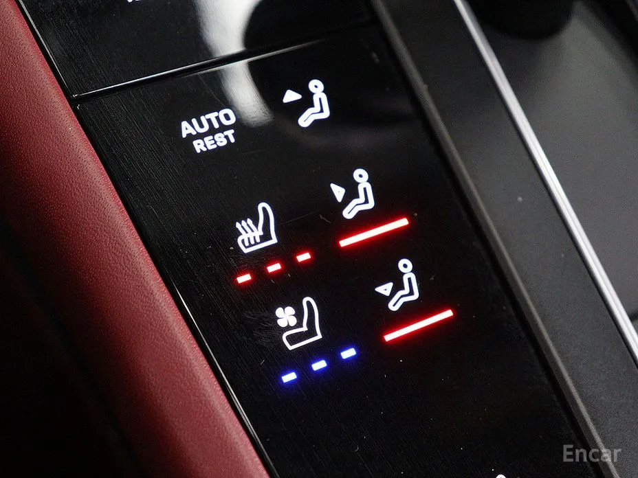 Фото 16 - Porsche Macan