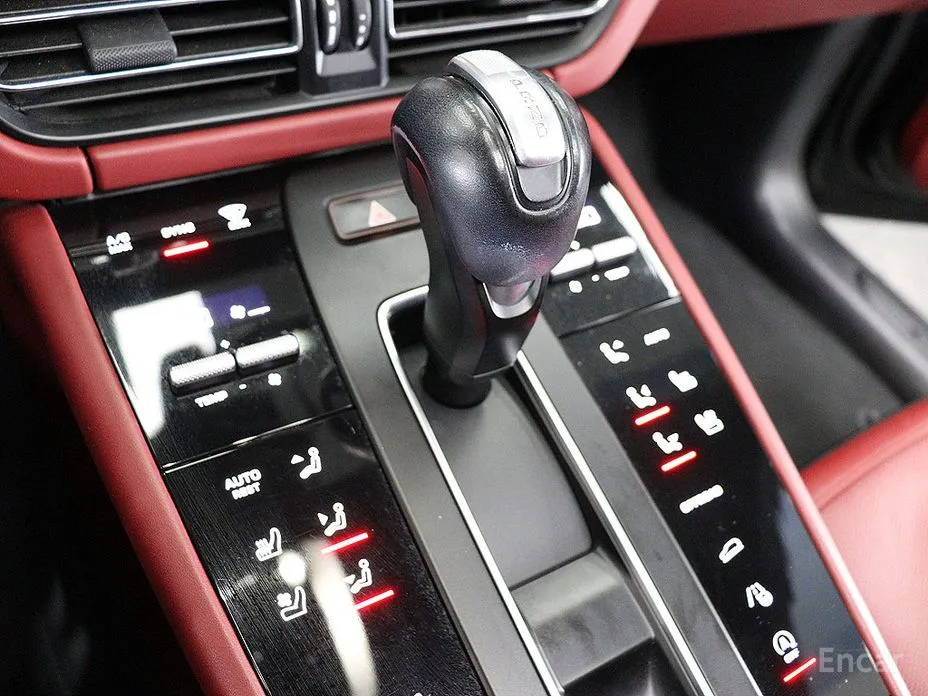 Фото 9 - Porsche Macan