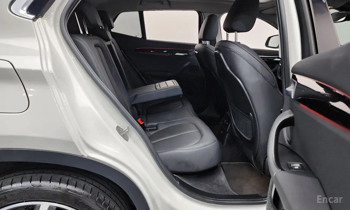 Фото 12 - BMW X2 (F39)