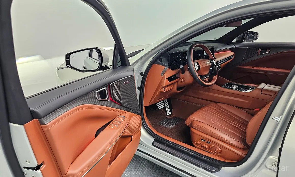 Фото 10 - Kia K8