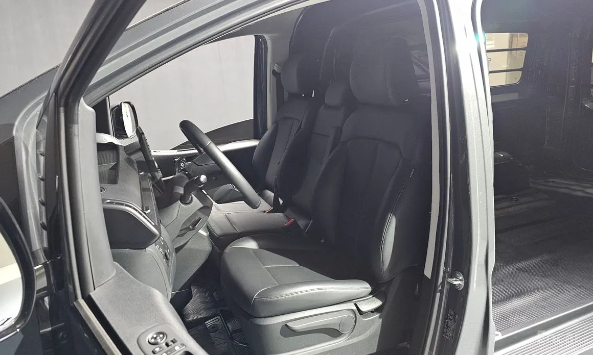 Фото 10 - Hyundai Staria