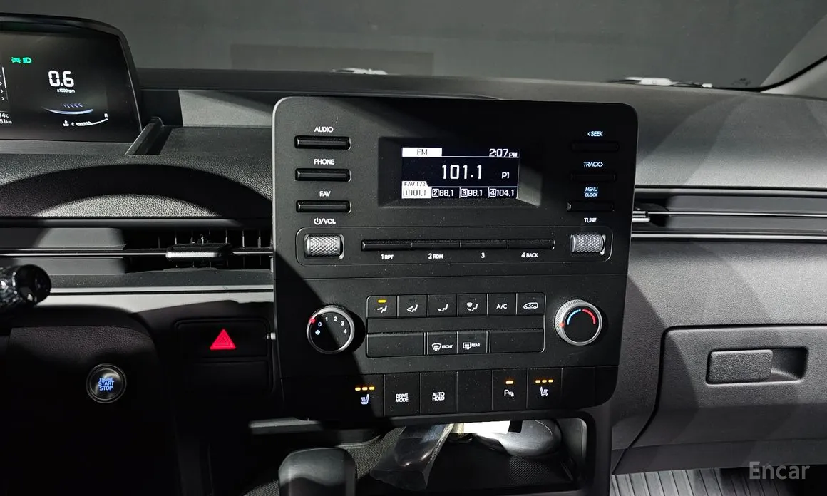 Фото 14 - Hyundai Staria