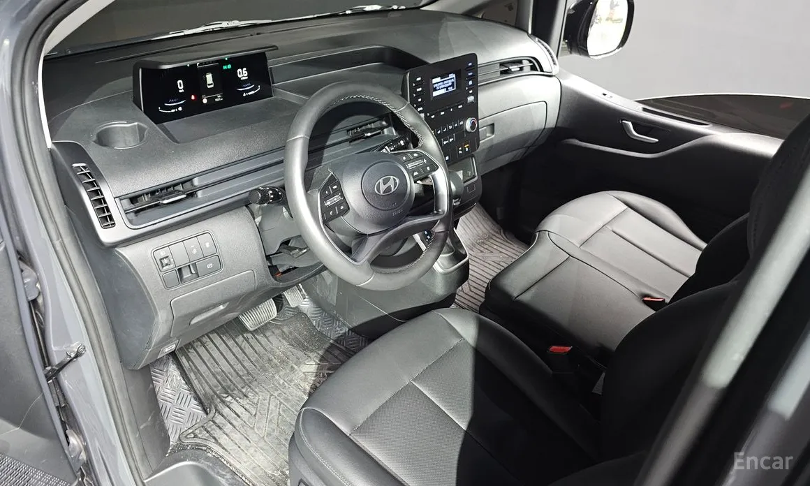 Фото 7 - Hyundai Staria