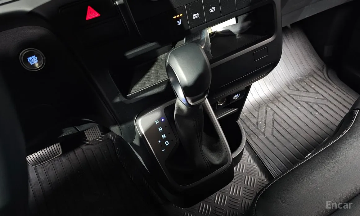 Фото 9 - Hyundai Staria