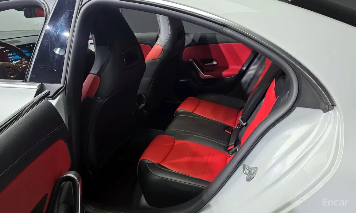 Фото 11 - Mercedes-Benz CLA-Class