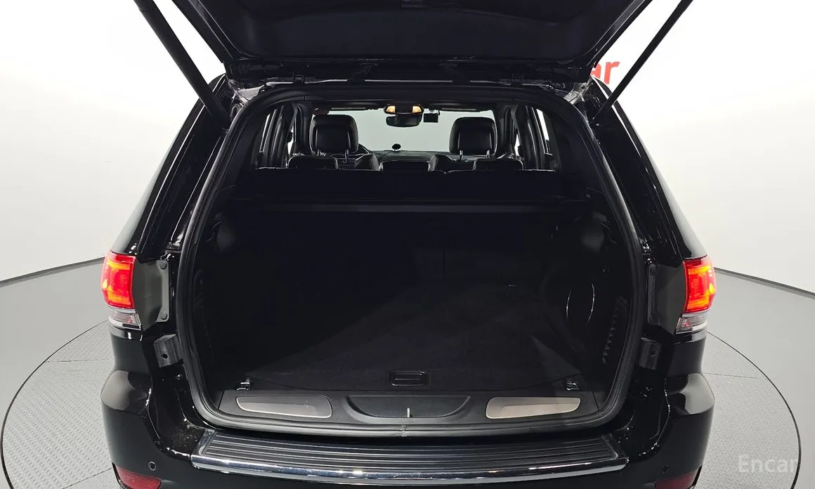 Фото 20 - Jeep Cherokee