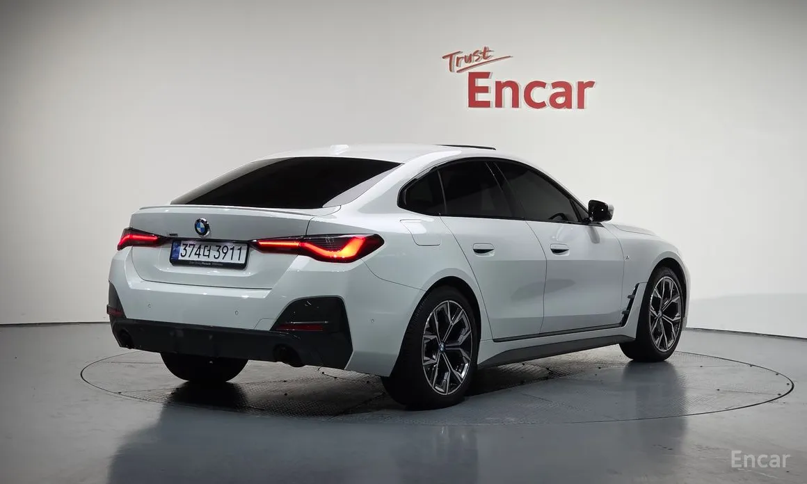 Фото 2 - BMW 4 Series