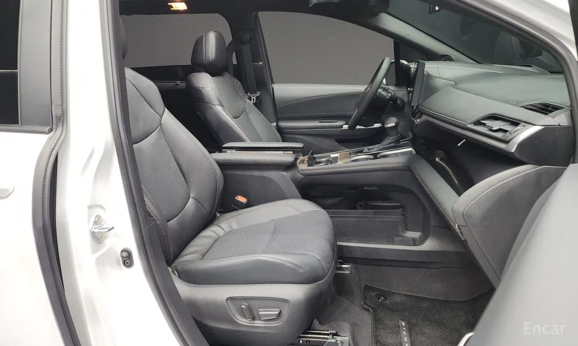 Фото 11 - Toyota Sienna