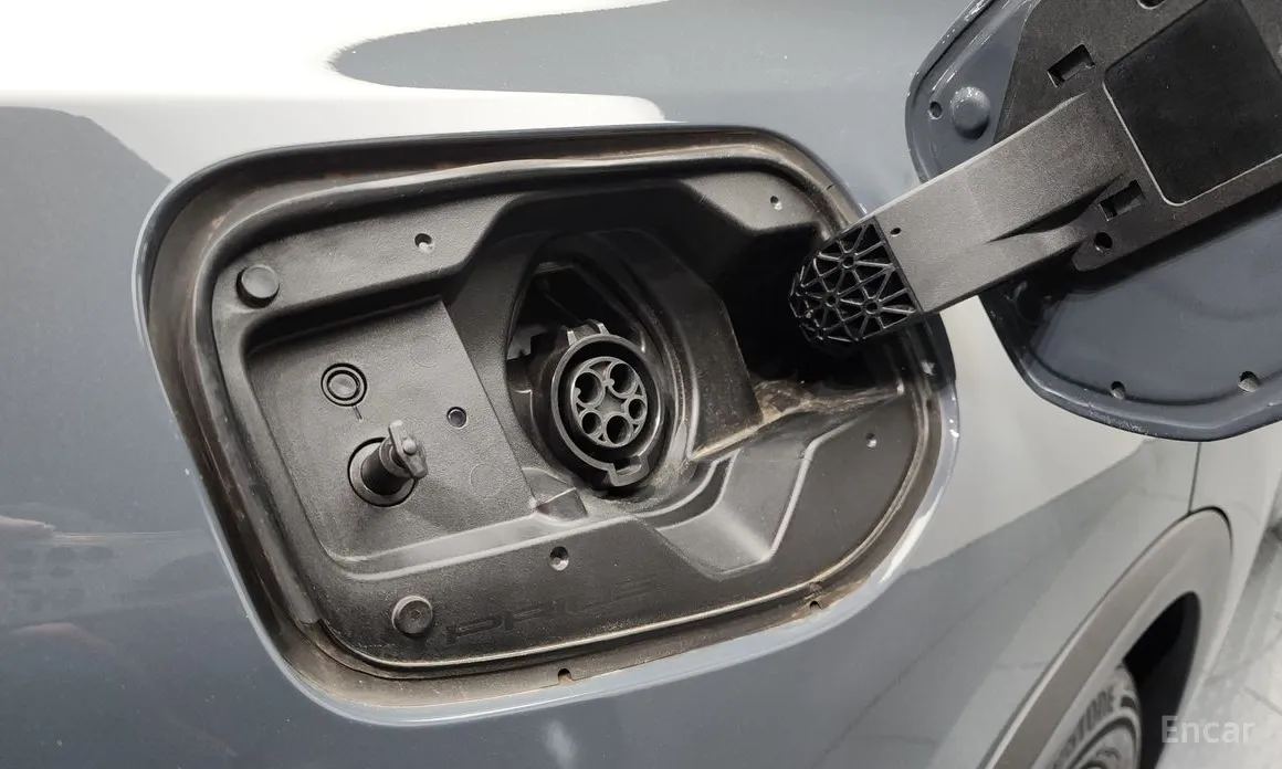 Фото 19 - Toyota Prius