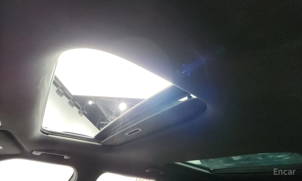 Фото 18 - Hyundai Santa Fe