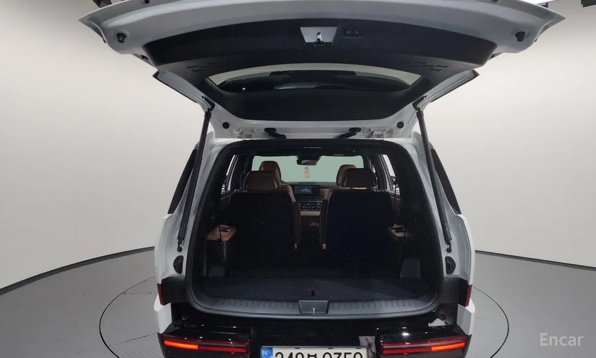 Фото 20 - Hyundai Santa Fe